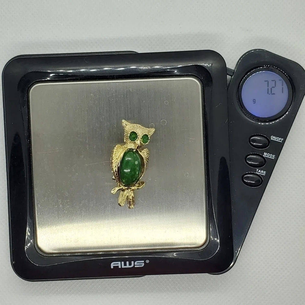 VINTAGE Gerry's Jelly Belly Owl Pin Brooch